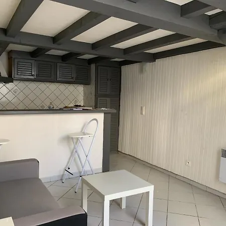 Apartamento 25m2 Bien Situe *